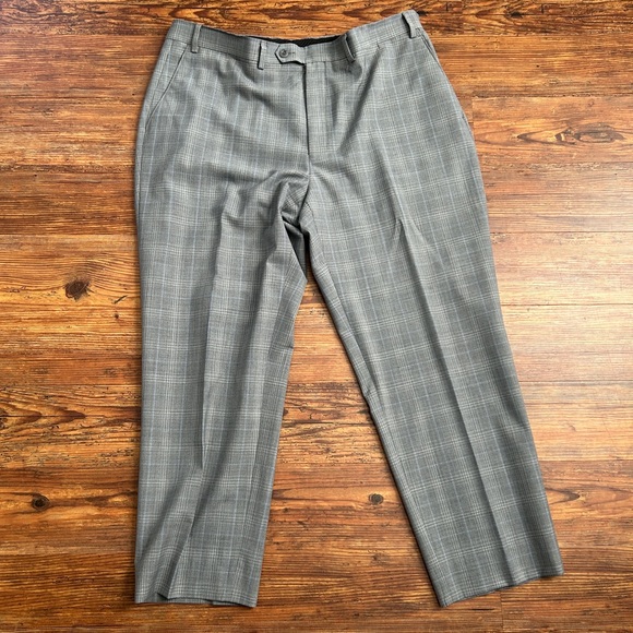 Michael Kors suit grey plaid - Picture 6 of 9